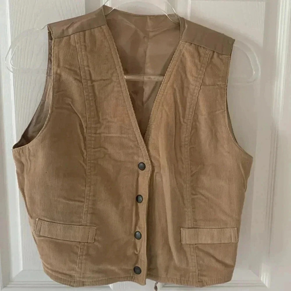 Reversible suede and corduroy vest - Picture 3 of 10